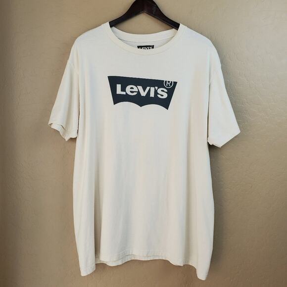 Levi's Logo Short Sleeve Graphic Tee - Picture 2 of 9